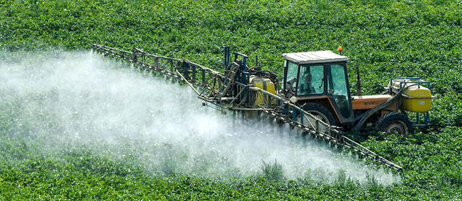 Épandage de pesticides